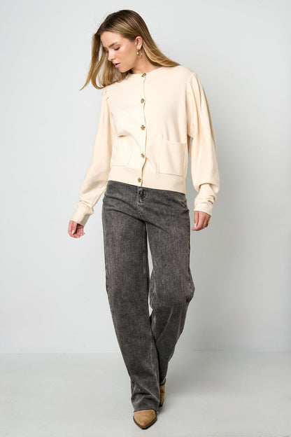 Soft Viscose Knit Cardigan for Cozy Fall Days