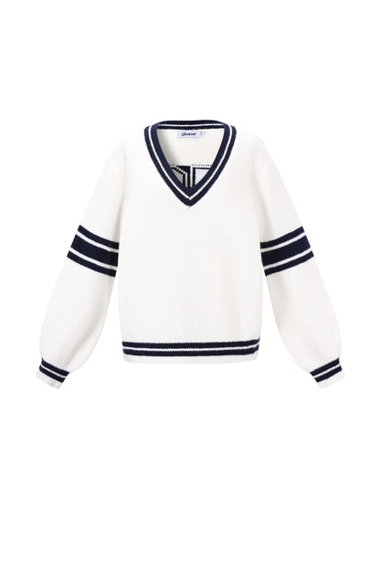 Soft Knitted Sweater for Fall/Winter, Color Clash Design